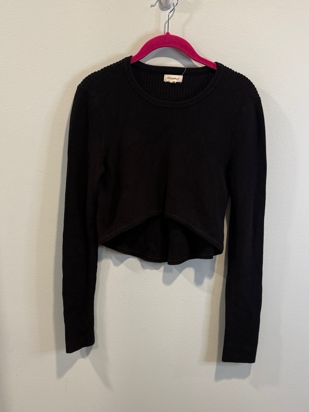 Urban Outfitters Silence and Noise crop sweater M